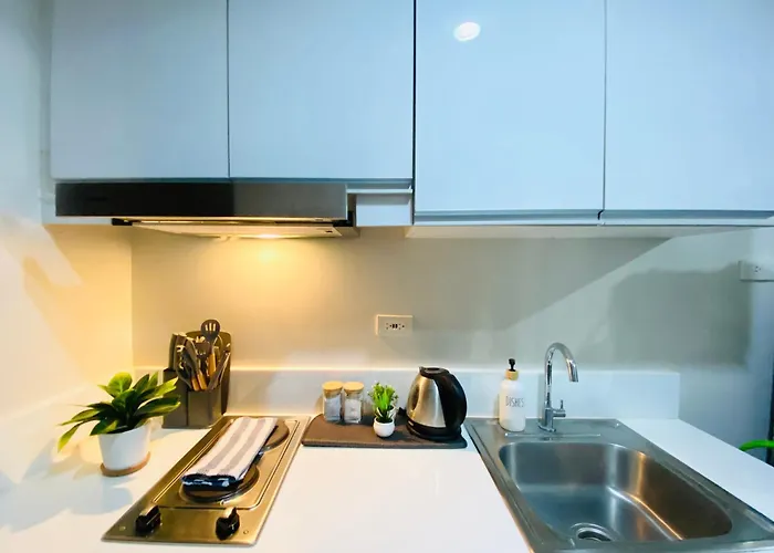 Air Residences - Lights Escape Apartment *