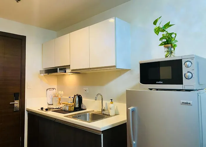 Air Residences - Lights Escape